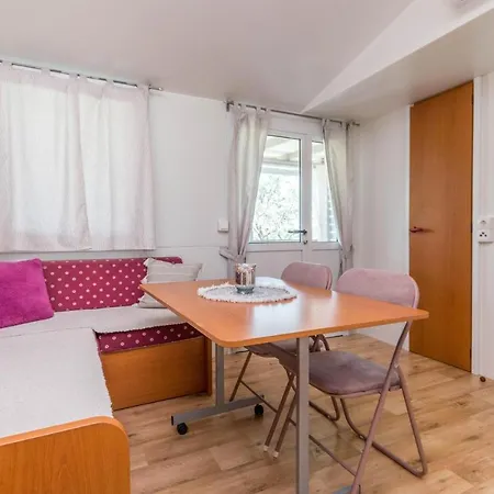 Stunning Home In Sveti Filip I Jakov With Wifi * Sveti Filip i Jakov