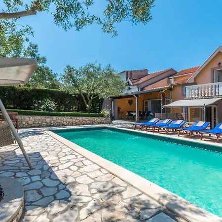 Stunning Home In Sveti Filip I Jakov With Wifi * Sveti Filip i Jakov