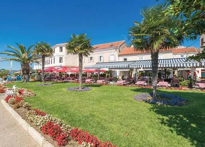 Cozy Home In Sveti Filip I Jakov * Свети-Филип-и-Яков