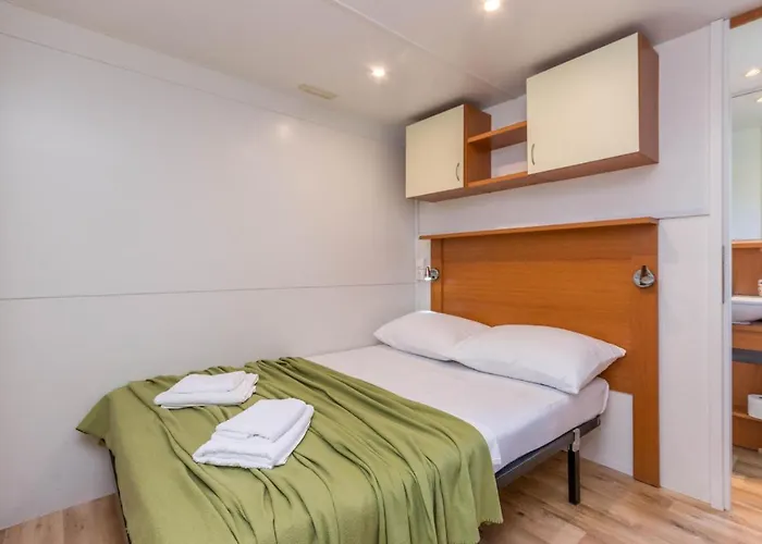 Cozy Home In Sveti Filip I Jakov * Свети-Филип-и-Яков